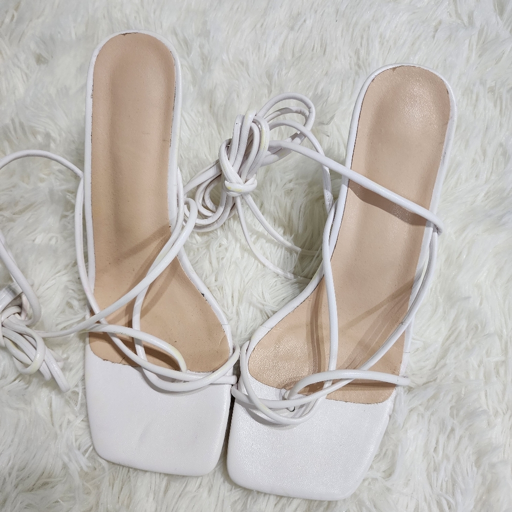 Elegant White Strappy Women's Sandals